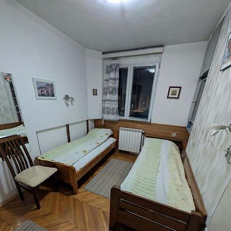 Stan Uzice Apartment ภายนอก รูปภาพ